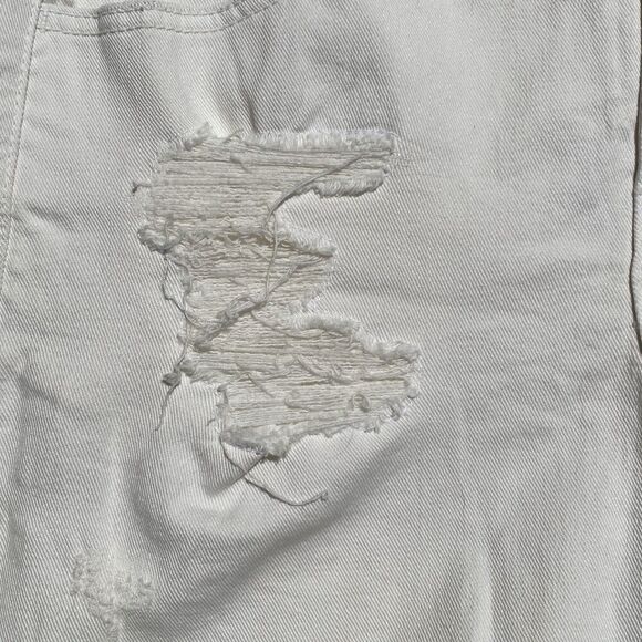 Lane Bryant Venezia cut- off Vanilla White Denim Shorts - Destructed Size 14 - Picture 4 of 4